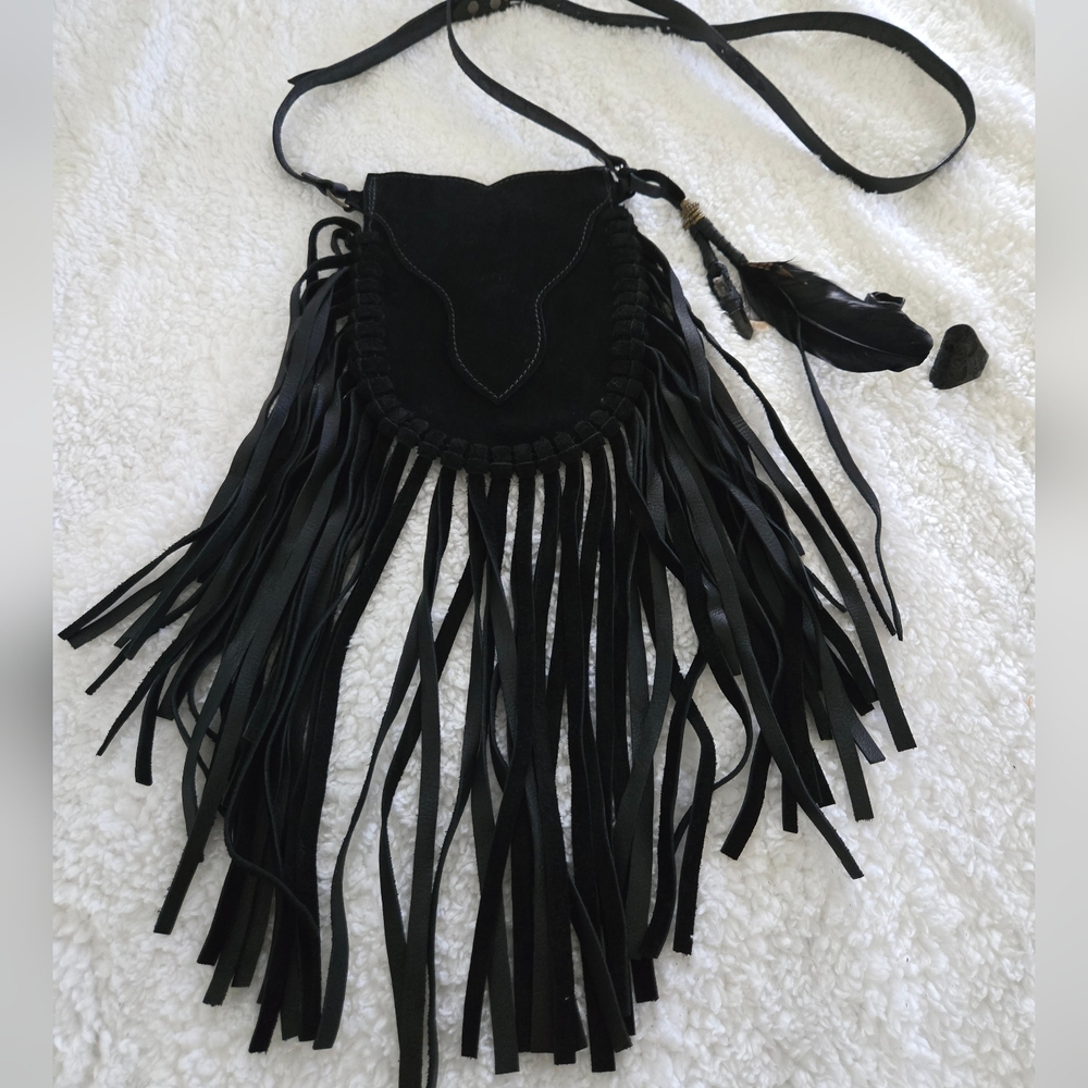 RESERVED❣️❣️Buffalo Girl Suede Phone Pouch - Picture 9 of 14